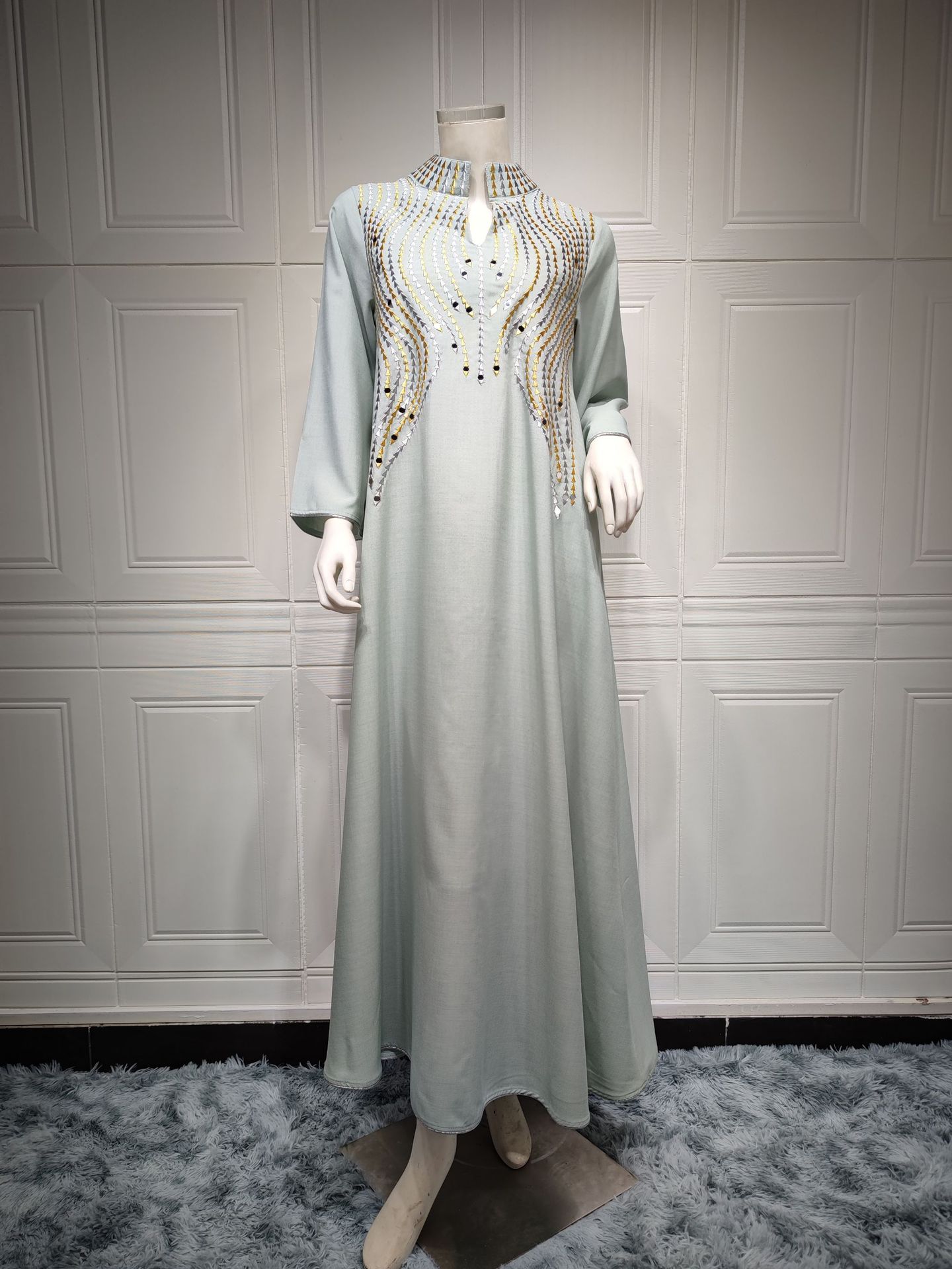 Women's Temperament Fashion Embroidery Evening Dress
