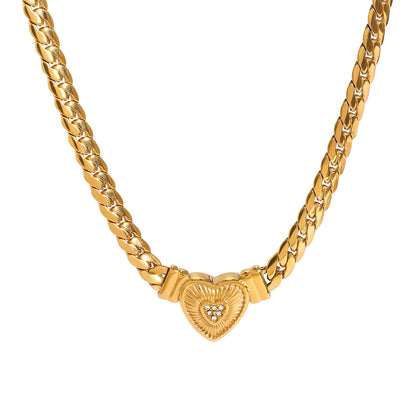 Heart Necklace With A Luxe High-End Look Diamond-Inlaid Clavicle Chain Titanium Jewelry Piece