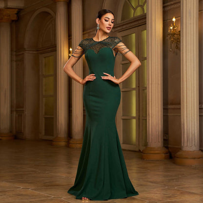 Elegant Sleeveless Round Neck Sequins Slim-fit Sheath Banquet Fishtail Evening Dress